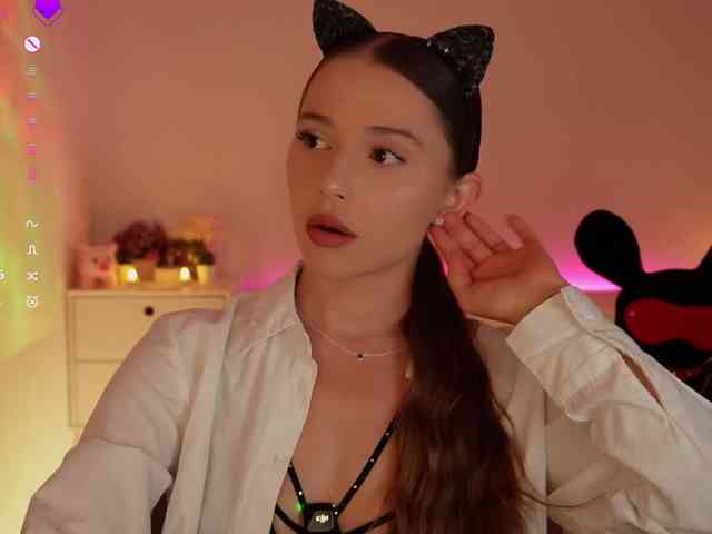 MaybeBabeTV Sex Cam Show