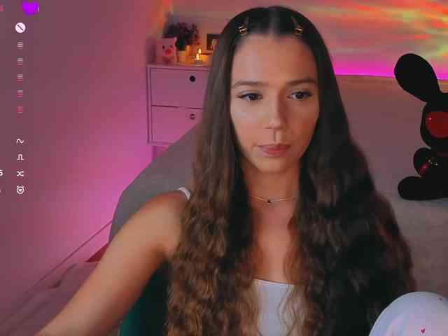 MaybeBabeTV Sex Cam Show