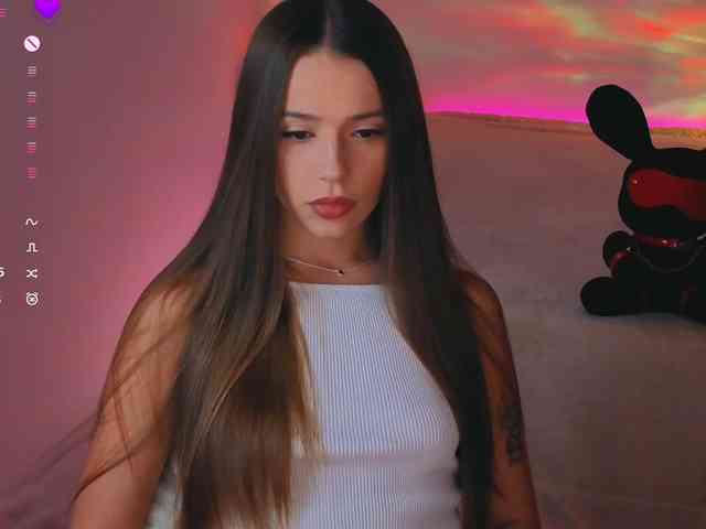 MaybeBabeTV Sex Cam Show
