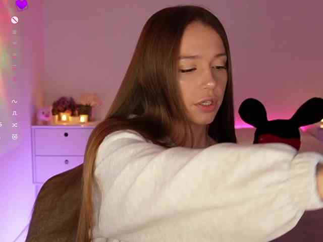 MaybeBabeTV Sex Cam Show
