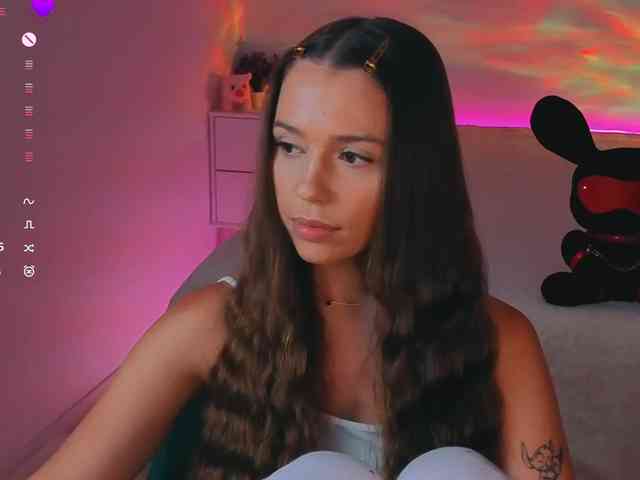 MaybeBabeTV Sex Cam Show