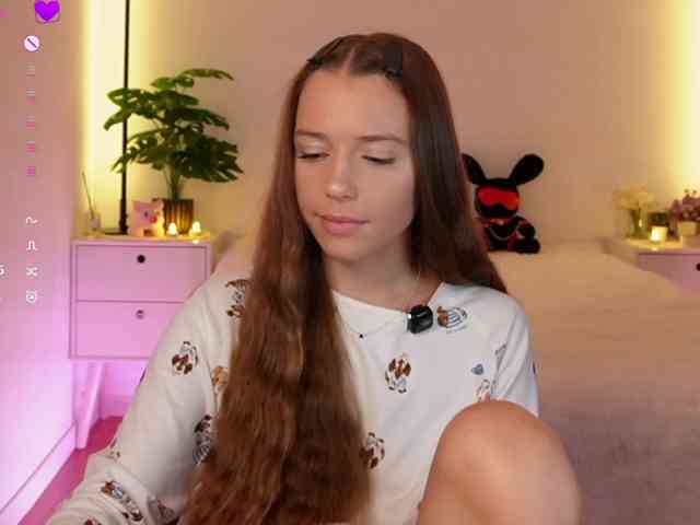 MaybeBabeTV Sex Cam Show