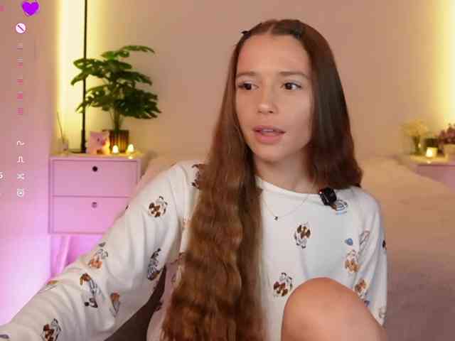 MaybeBabeTV Sex Cam Show