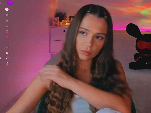 MaybeBabeTV Sex Cam Show