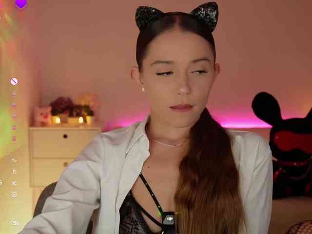 MaybeBabeTV Sex Cam Show