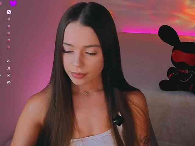 MaybeBabeTV Sex Cam Show