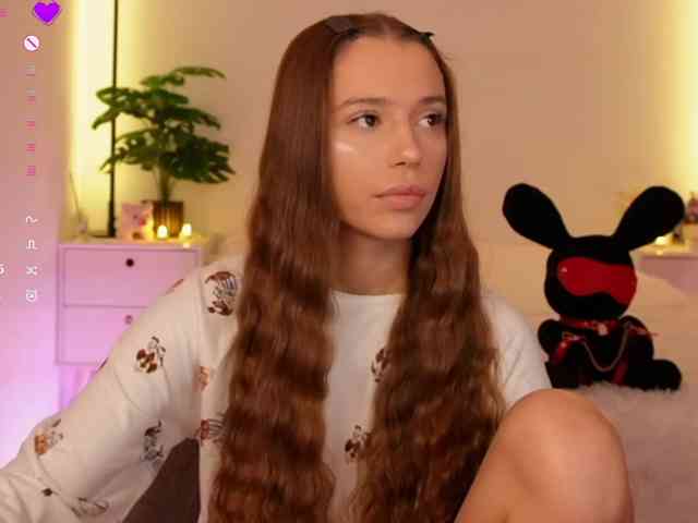 MaybeBabeTV Sex Cam Show