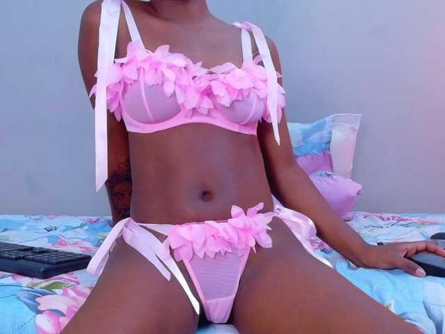 cutielittleebonyy