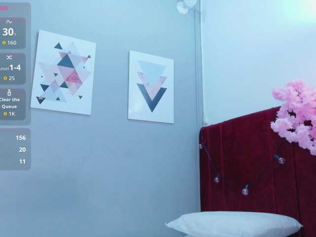 cutielittleebonyy's BongaCams show and profile