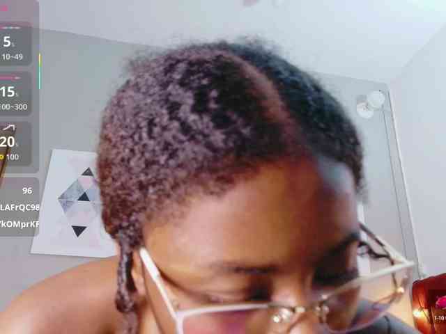 cutielittleebonyy