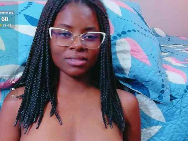 cutielittleebonyy webcam