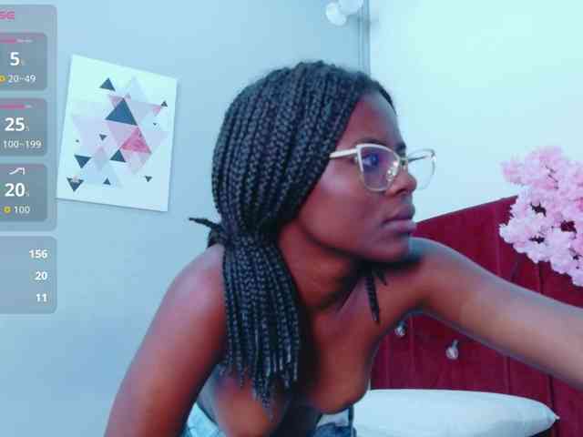 cutielittleebonyy webcam