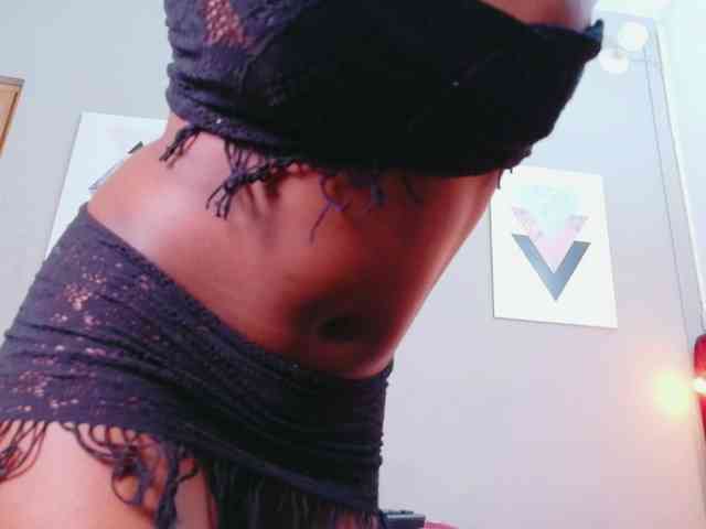 Модель: cutielittleebonyy