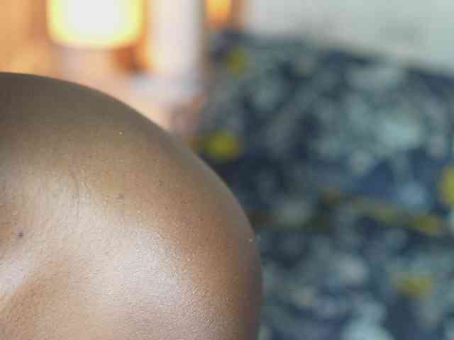 cutielittleebonyy webcam