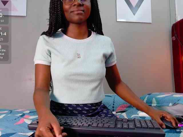 cutielittleebony... Live Webcam on BongaCams