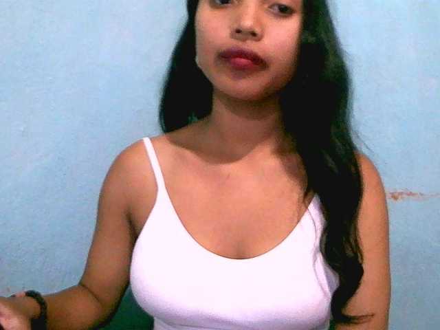 Eva-011 live cam on BongaCams