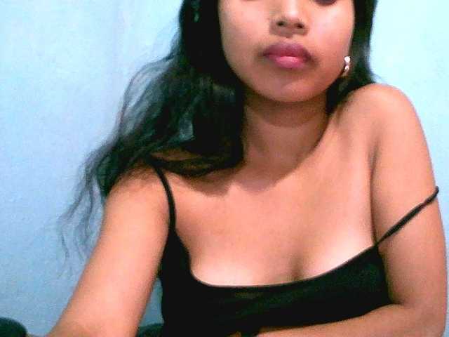 Eva-011 live cam on BongaCams