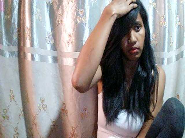Eva-011 live cam on BongaCams