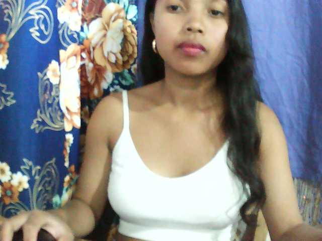 Eva-011 live cam on BongaCams