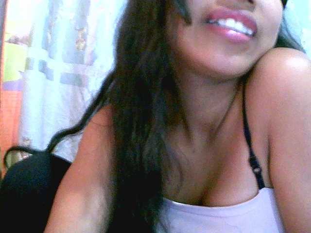 Eva-011 live cam on BongaCams