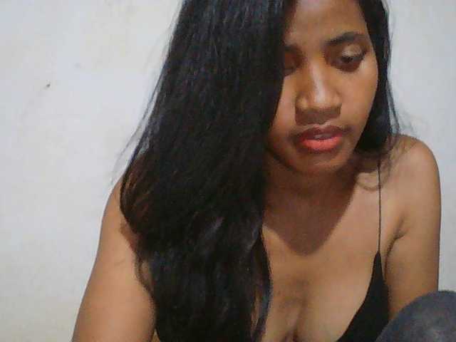 Eva-011 live cam on BongaCams