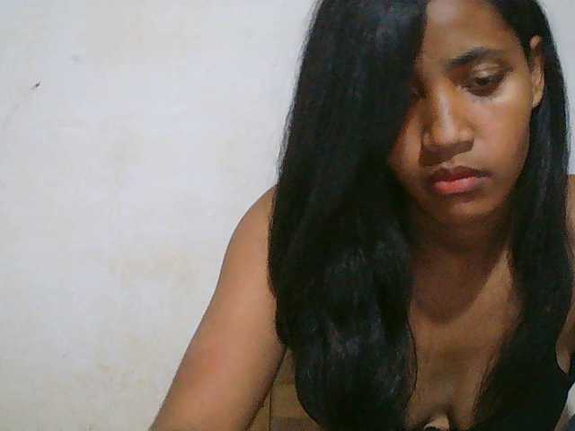 Eva-011 live cam on BongaCams