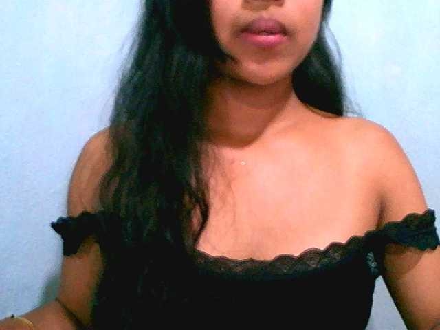 Eva-011 live cam on BongaCams