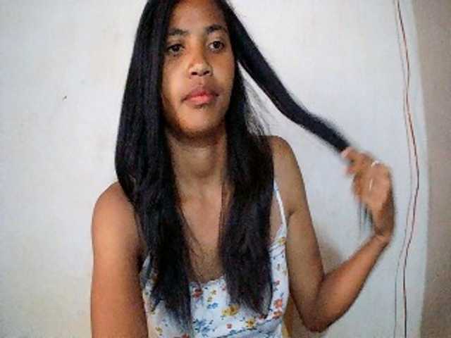 Eva-011 live cam on BongaCams