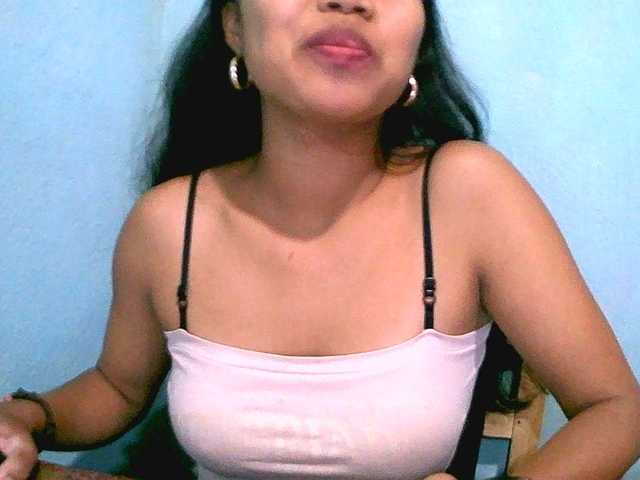 Eva-011 live cam on BongaCams