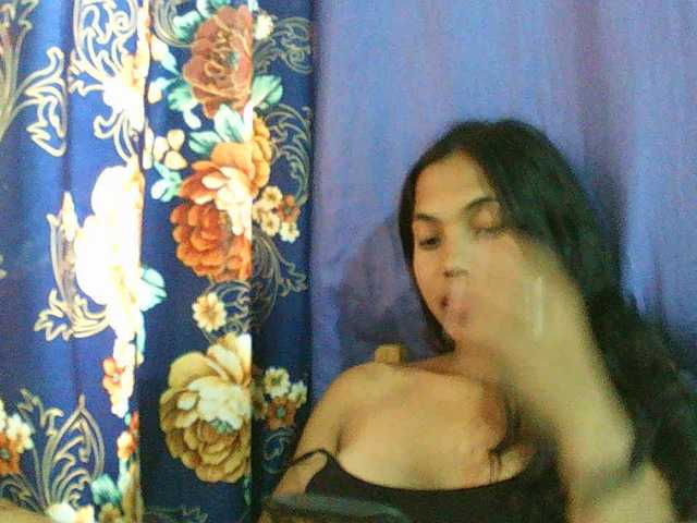Eva-011 live cam on BongaCams