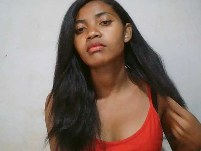 Eva-011 live cam on BongaCams