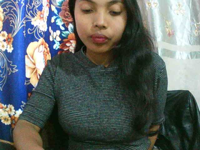 Eva-011 live cam on BongaCams