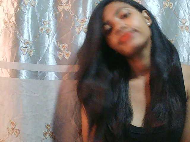 Eva-011 live cam on BongaCams