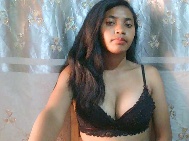 Eva-011 live cam on BongaCams