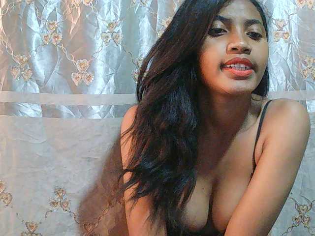 Eva-011 live cam on BongaCams