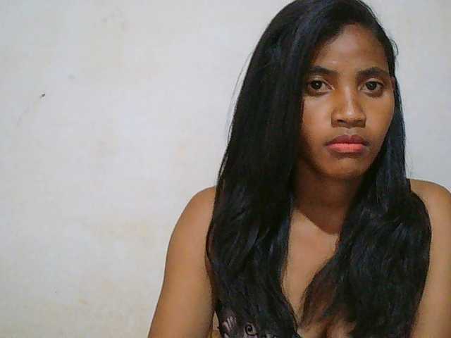 Eva-011 live cam on BongaCams