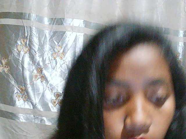Eva-011 live cam on BongaCams