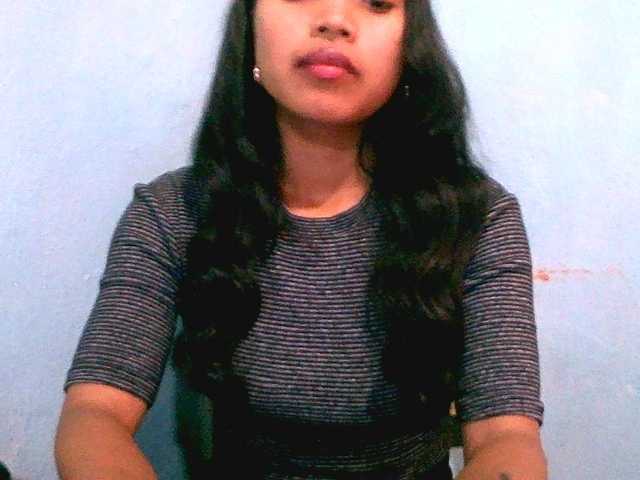Eva-011 live cam on BongaCams