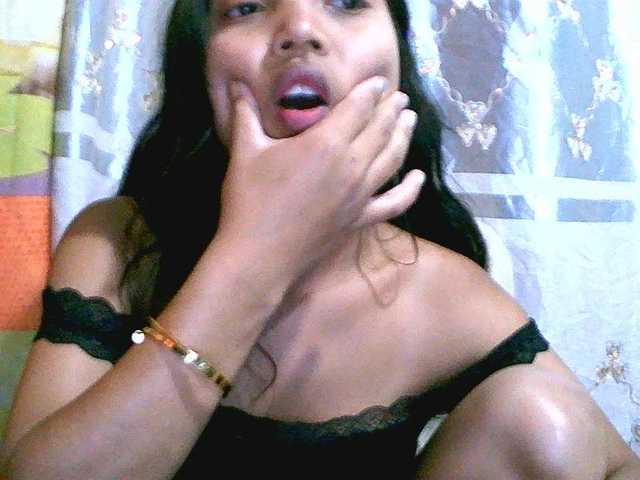 Eva-011 live cam on BongaCams