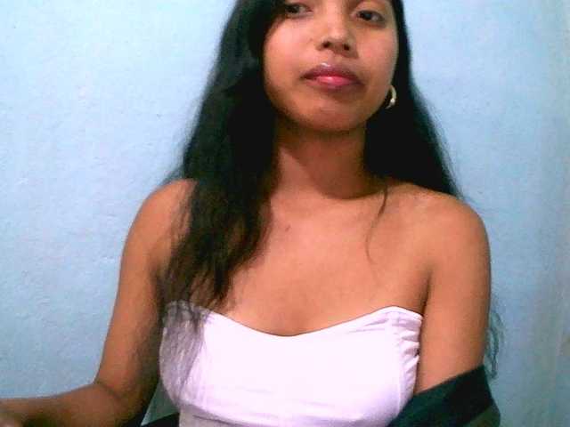Eva-011 live cam on BongaCams