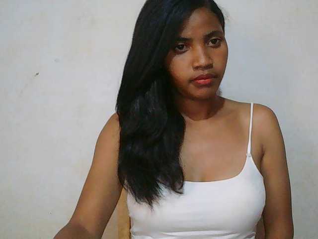 Eva-011 live cam on BongaCams