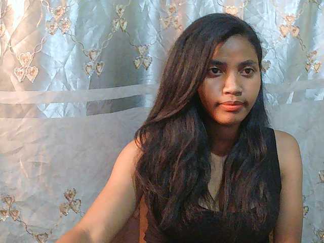Eva-011 live cam on BongaCams