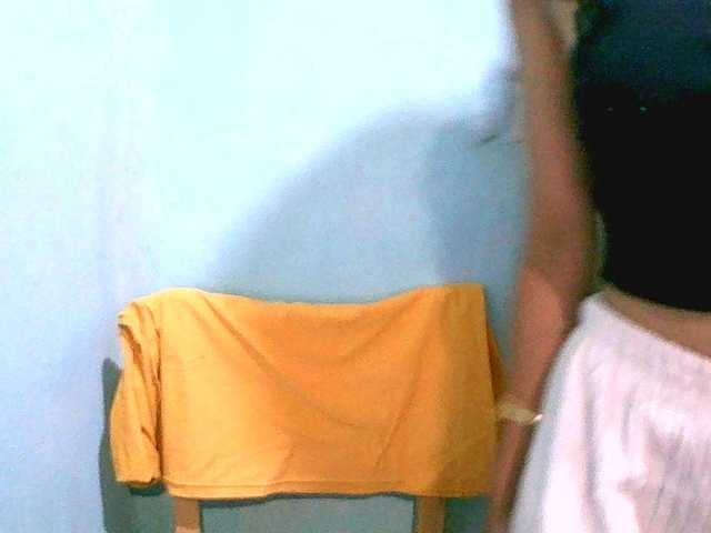 Eva-011 live cam on BongaCams
