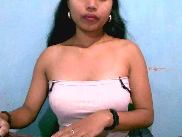 Eva-011 live cam on BongaCams