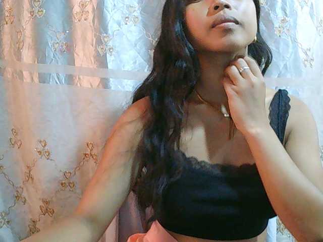 Eva-011 live cam on BongaCams