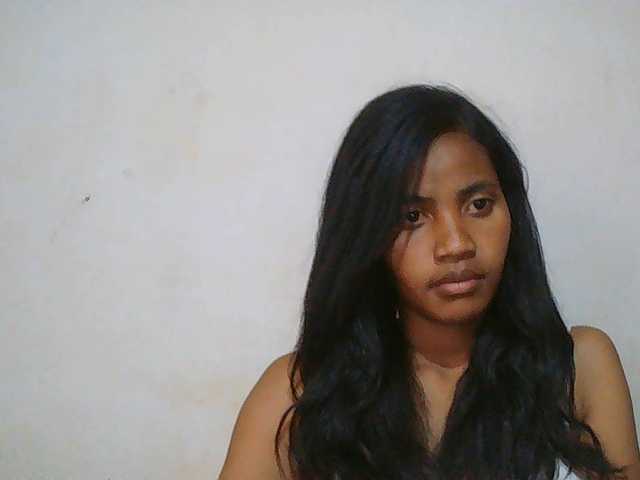 Eva-011 live cam on BongaCams