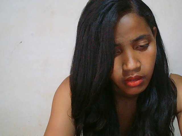 Eva-011 live cam on BongaCams