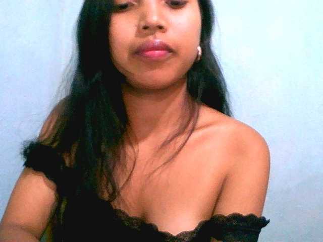 Eva-011 live cam on BongaCams