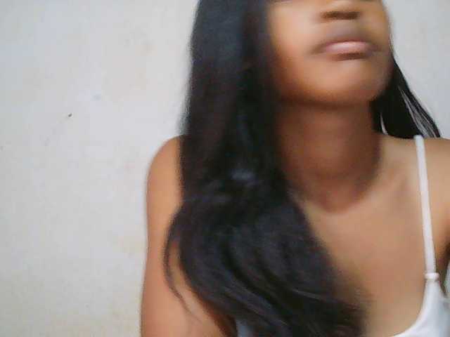 Eva-011 live cam on BongaCams