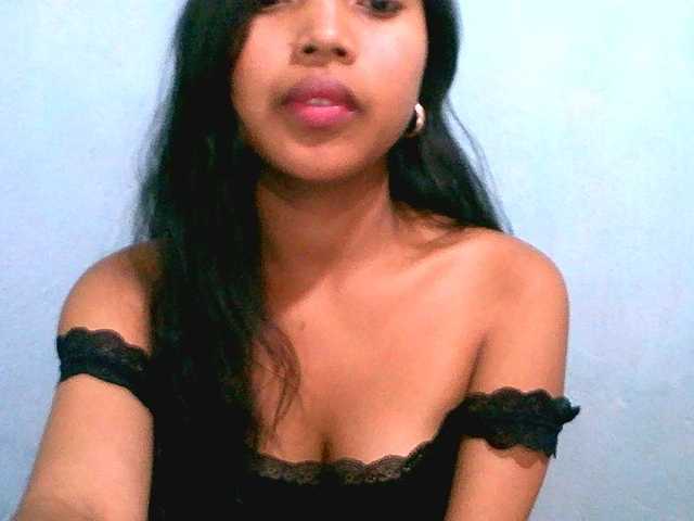 Eva-011 live cam on BongaCams